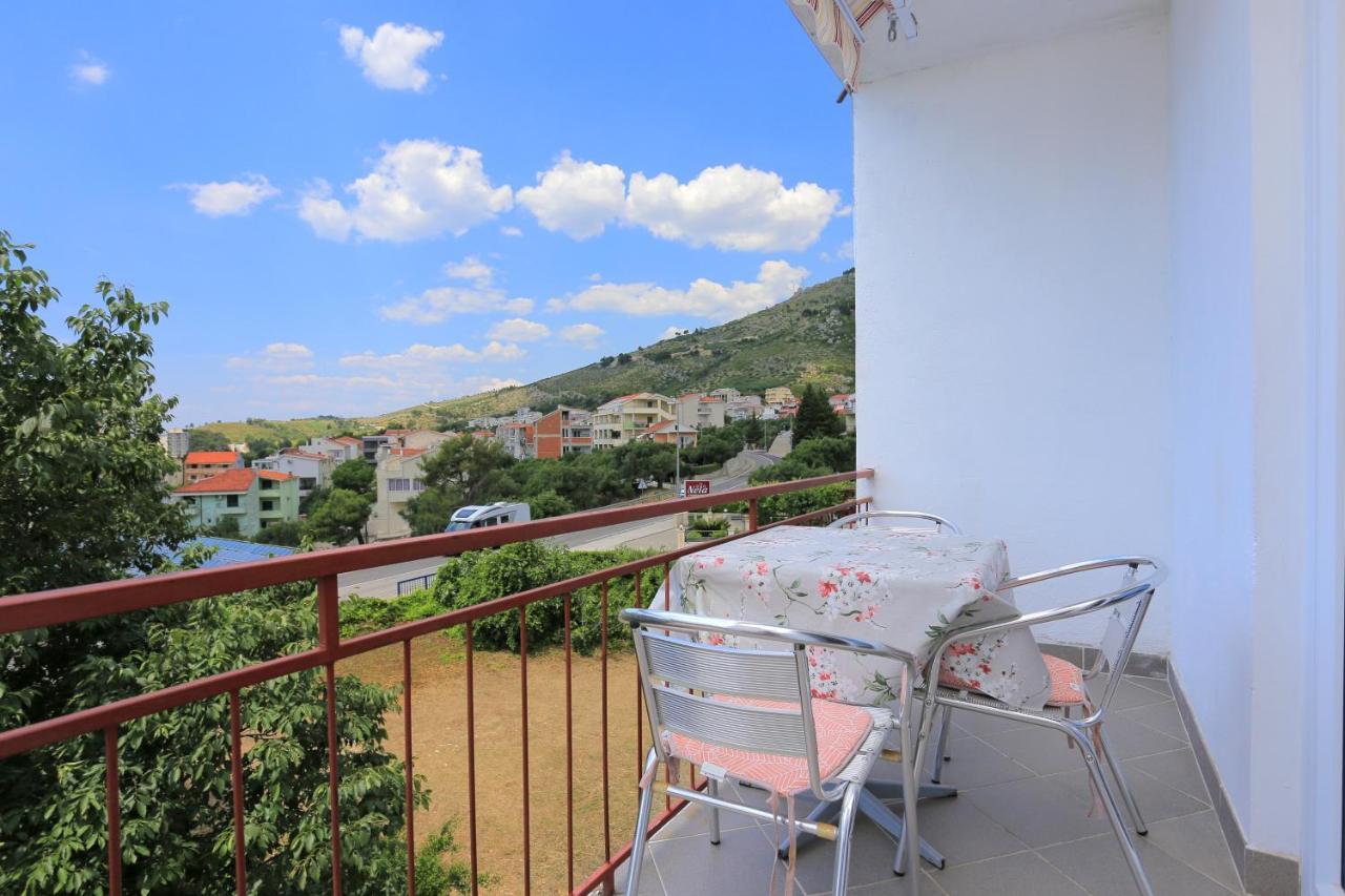 Apartment Tucepi 2676B Bagian luar foto